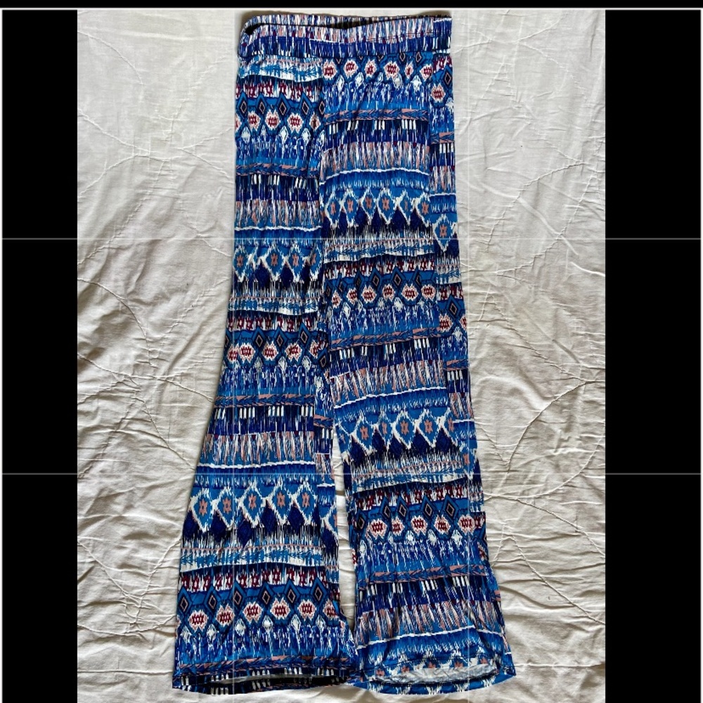 Women’s flair stretchy pants